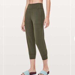 Lululemon Align Jogger Crop 23" with Pockets Size 4 Jade Green